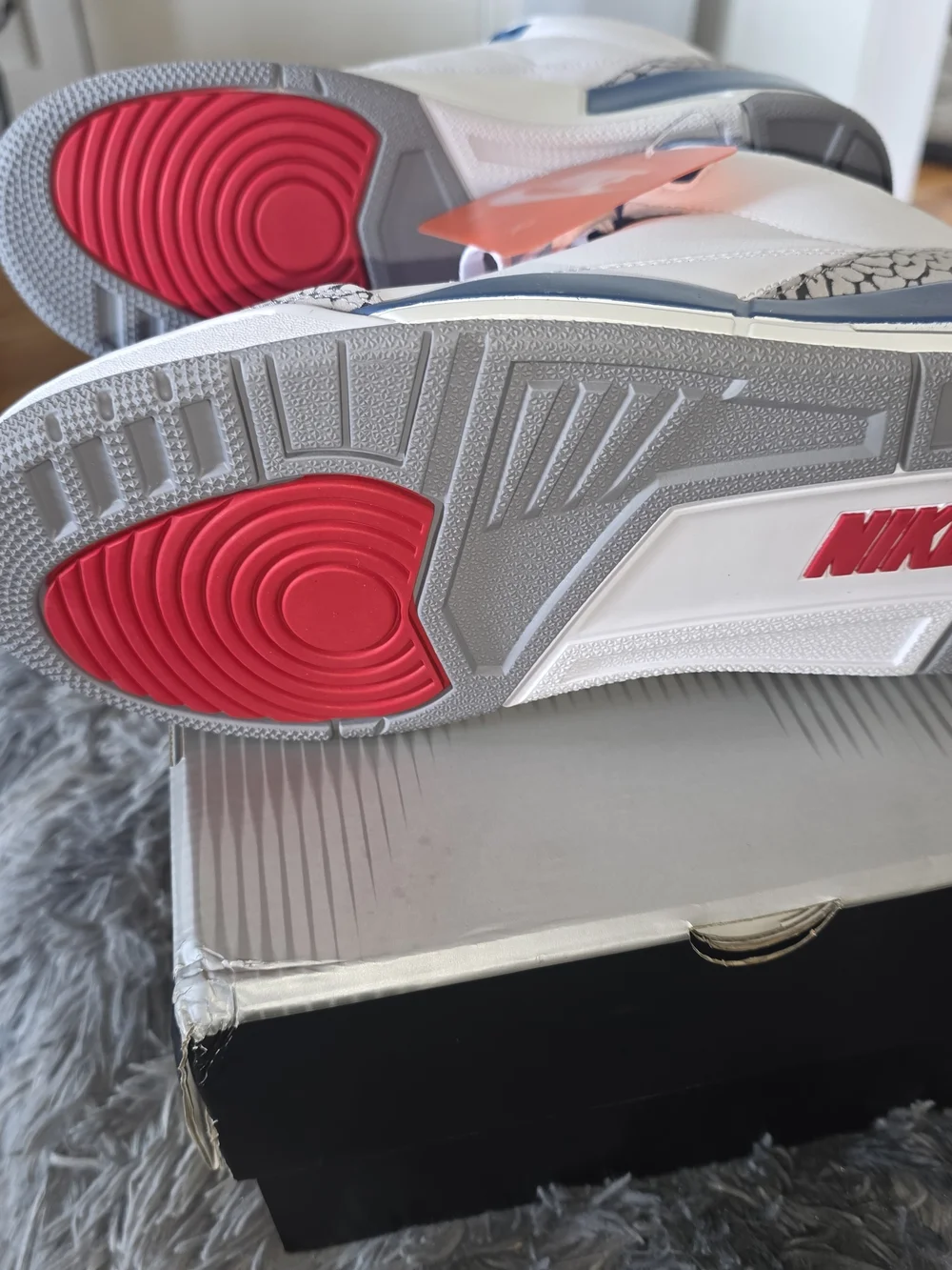 Jordan Kids White, Red & Blue Retro Sneakers